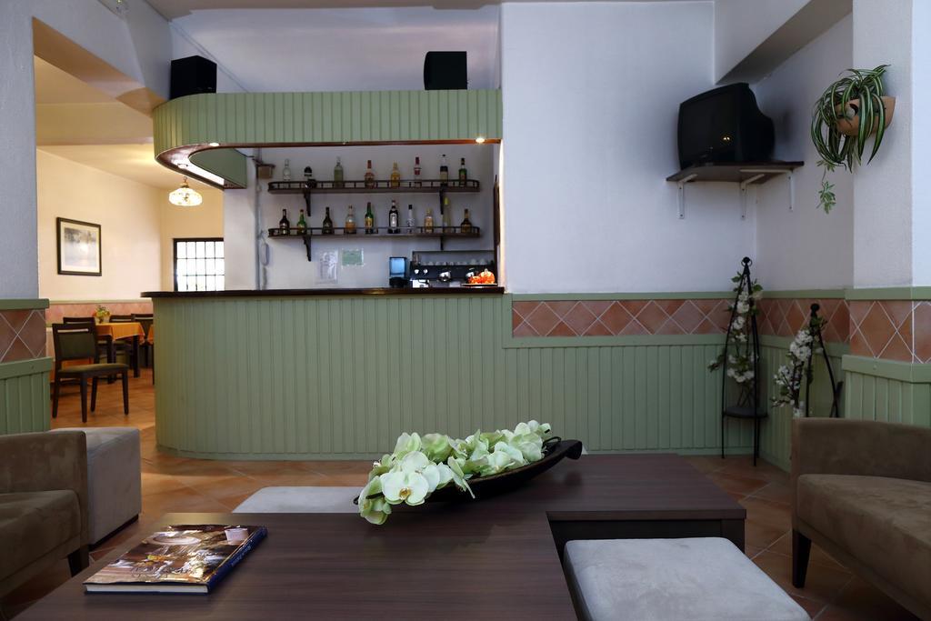 Bed and Breakfast Mira Parque Албуфейра Екстер'єр фото